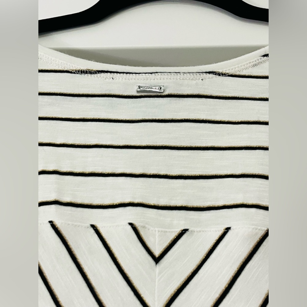 White House Black Market jetsetter tee. Black/gold stripe. Size XL. - Picture 3 of 7